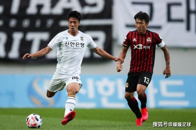 中国女排以3-0战胜日本，主帅态度令人赞叹